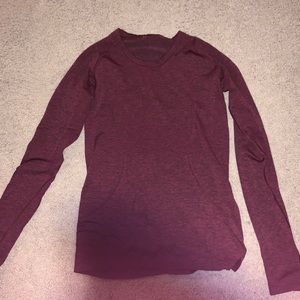 Maroon Lululemon Size 8 Long sleeve t-shirt